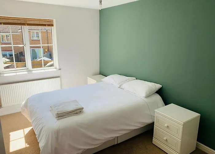 Mezzo House- Entire Property